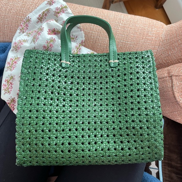 Clare V. Petit Simple Tote in Evergreen Rattan - Picture 5 of 5